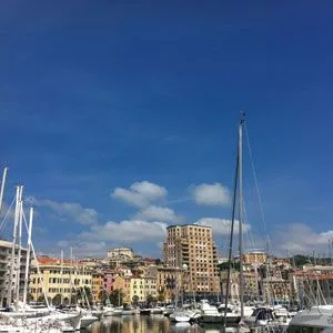 Savona_vista_porto